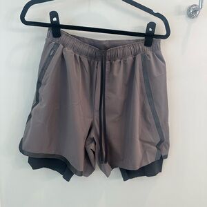 lululemon athletica Men's Athletic Shorts - Gray